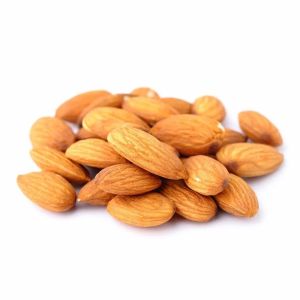 AMENDOA CRUA SEM CASCA ( A GRANEL ) 